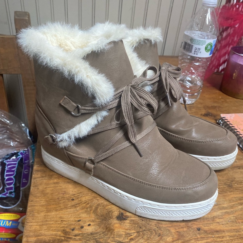 Fur booties